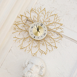 Часы настенные из металла золотые с белым циферблатом Current Time варинант исполнения - 4 | Loft Concept в Казани