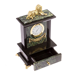 Часы настольные с декором в виде льва из натурального камня Нефрит Lion Stone Clock варинант исполнения - 3 | Loft Concept в Казани