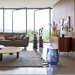 Фигурный приставной столик бордового цвета  AMORPHOUS варинант исполнения - 6 | Loft Concept в Казани