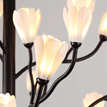 Люстра подвесная черного цвета с ветвями и белыми фарфоровыми цветами Floralis варинант исполнения - 14 | Loft Concept в Казани