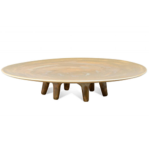 Керамическое блюдо на ножках