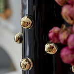 Ваза черная цилиндрическая с глянцевым покрытием и золотыми декоративными элементами Molecule Collection варинант исполнения - 1 | Loft Concept в Казани