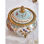 Шкатулка с крышкой из голубого фарфора с риунком птиц и цветов Blue Garden варинант исполнения - 2 | Loft Concept в Казани