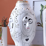 Ваза с декоративными лицами и графическими элементами в виде сердец и символов Faces of Imagination варинант исполнения - 7 | Loft Concept в Казани