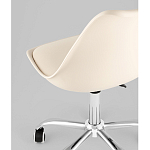 Офисный стул на металлическом основании EGGERY Beige пластик варинант исполнения - 3 | Loft Concept в Казани