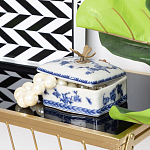 Фарфоровая шкатулка с бронзовой стрекозой Blue and White варинант исполнения - 8 | Loft Concept в Казани